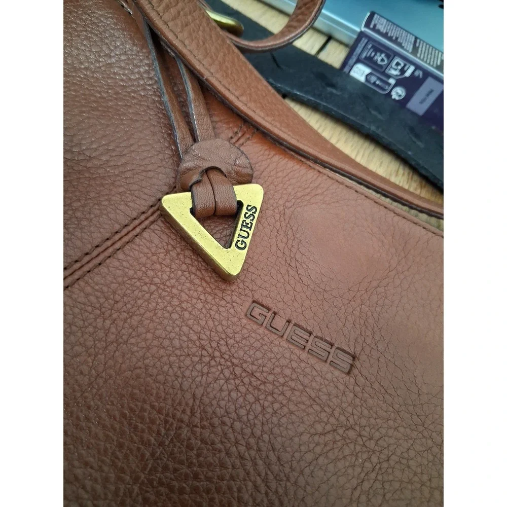 Guess Pebbled Soft Leather Women's Slouchy Hobo Indie Minimalist Shoulder Bag
